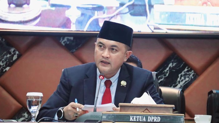 https://akcdn.detik.net.id/community/media/visual/2024/02/26/ketua-bappilu-partai-gerindra-kabupaten-bogor-rudy-susmanto-3_169.jpeg?w=700&q=90