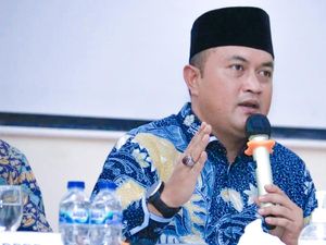 Bupati Bogor soal Bingkisan Acaranya Ditertawakan Kades: Jangan Sampai Terulang Bupati Bogor soal Bingkisan Acaranya Ditertawakan Kades: Jangan Sampai Terulang