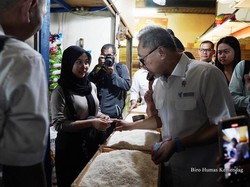 Masyarakat Diimbau Beli Beras SPHP, Zulhas: Stok Banyak, Harga Tak Naik