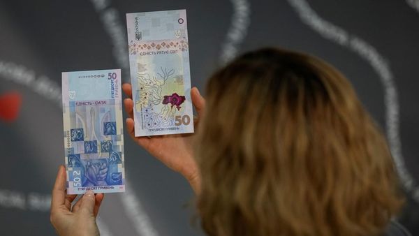 Penampakan Uang Baru Ukraina untuk Peringati 2 Tahun Invasi Rusia