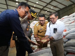 Pj Wali Kota Mojokerto Instruksikan ASN Beli Beras Premium Bulog