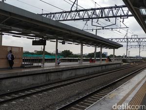 4 Stasiun Kereta Api Bersejarah di Jakarta dan Depok 4 Stasiun Kereta Api Bersejarah di Jakarta dan Depok
