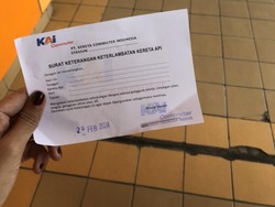 Telat Ngantor karena KRL Gangguan? Coba Cari Surat Ini Biar Atasan Maklum