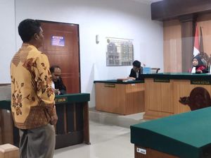 Ketua RT Pembakar Bendera PDIP di Malang Divonis 1 Bulan Penjara Ketua RT Pembakar Bendera PDIP di Malang Divonis 1 Bulan Penjara