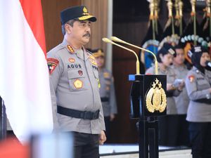 Wakapolri Pimpin Upacara Kenaikan Pangkat 4 Perwira Tinggi