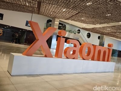 Penampakan Xiaomi 14 Hingga Pad 6 S Pro di Barcelona