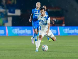 PSIS Tertinggal 0-2 atas Persib di Babak Pertama