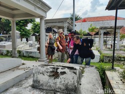 Pemugaran Makam Peneleh Jadi Perpustakaan Hidup Ditarget Tuntas Akhir Tahun