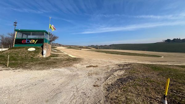 Lihat Lebih Dekat Motor Ranch, Tempat Latihan Rossi dan Anak Didiknya