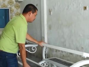 Bekas APK Pemilu 2024 di Medan Diolah Jadi Furnitur Bekas APK Pemilu 2024 di Medan Diolah Jadi Furnitur