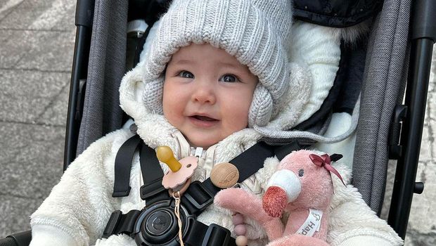 Wajah anak Jennifer Coppen dan Dali Wassink