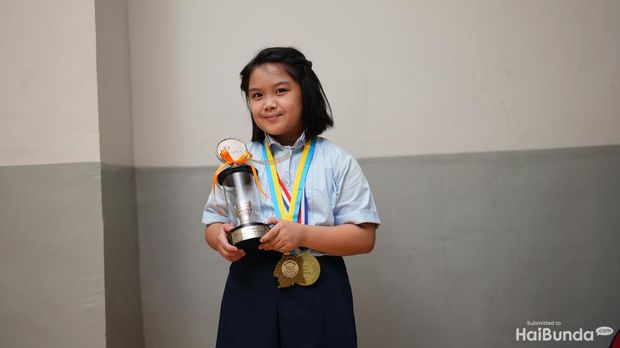 Juara Cilik: Hillary Rocca Theng Juara Catur di Tingkat Internasional