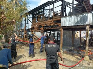 4 Rumah Warga di Bone Terbakar Diduga gegara Korsleting Listrik