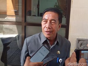 Sampah Jelang Galungan di Karangasem Capai 60 Ton, DLH Tambah 10 Truk Sampah Jelang Galungan di Karangasem Capai 60 Ton, DLH Tambah 10 Truk