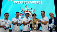 Ini juga mnejadi kolaborasi dengan klub futsal profesional Indonesia, Pendekar United FC dan Federasi Futsal Indonesia hingga terwujud acara ini. Adapun tim pemenang kompetisi futsal di setiap lokasi Piala by.U 2024 akan menerima piala, medali, sertifikat, dan sejumlah dana pembinaan.