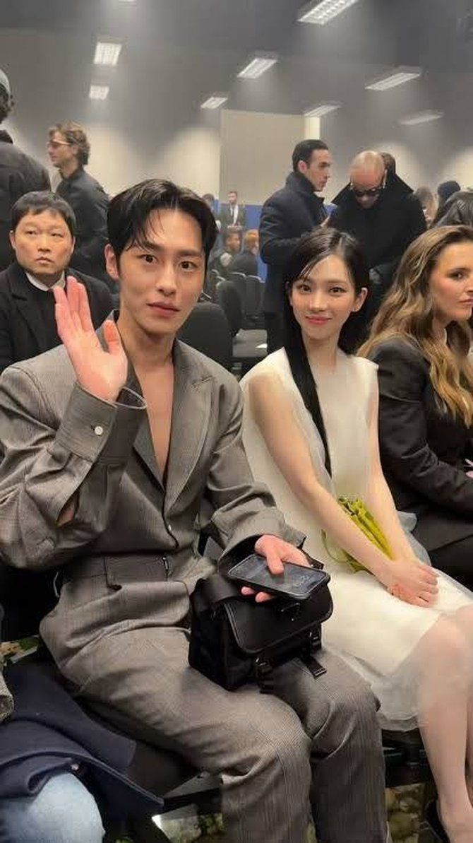 Confirmed Dating, 7 Moments of Karina aespa & Lee Jae Wook at Prada