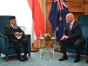 Maruf Amin Jelaskan Upaya Pembebasan Pilot Susi Air ke PM Selandia Baru