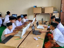 65.000 Santri Akan Ikut Ujian Kesetaraan Pesantren Salafiyah 2024