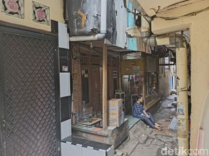 Cerita Warga Lihat Wanita yang Tewas di Kosan Tambora Cekcok dengan Suami Cerita Warga Lihat Wanita yang Tewas di Kosan Tambora Cekcok dengan Suami