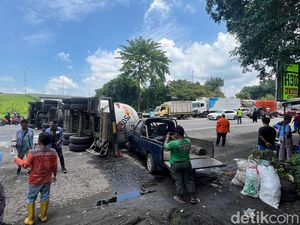 Kronologi Truk Tangki Elpiji Terguling di Arteri Mojokerto-Sidoarjo Kronologi Truk Tangki Elpiji Terguling di Arteri Mojokerto-Sidoarjo