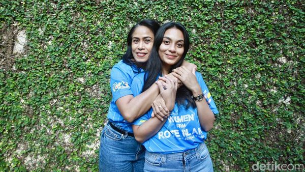 Linda Adoe dan Irma Rihi, Wanita Kuat di Women From Rote Island