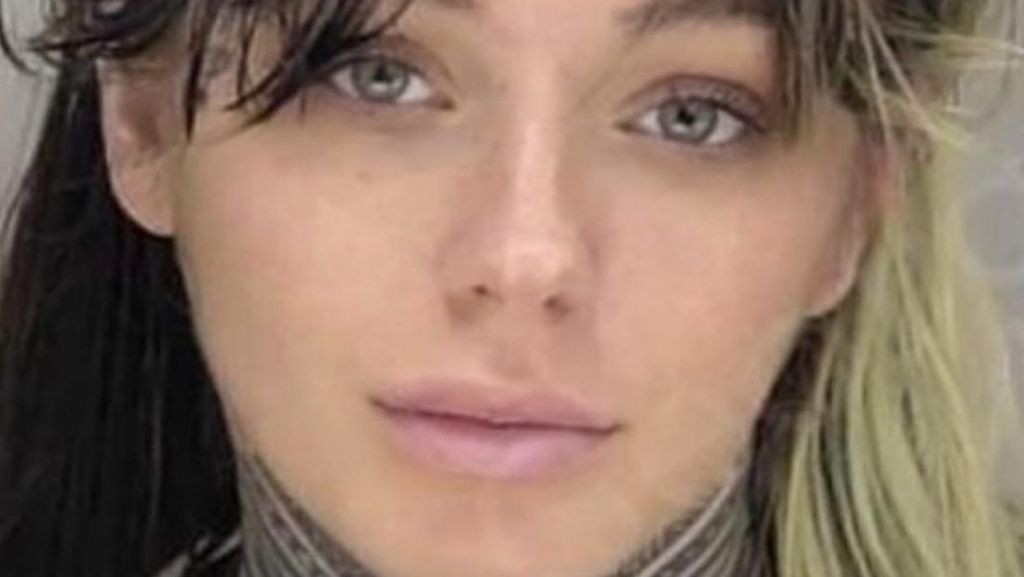 Potret Wanita yang Viral Setelah Tertangkap Mencuri, Disebut Pencuri Hati Potret Wanita yang Viral Setelah Tertangkap Mencuri, Disebut Pencuri Hati