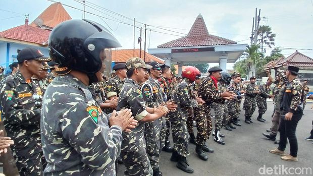 Demo Banser Pasuruan