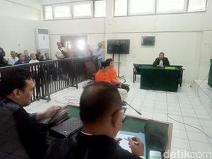 Dua Pembunuh Adik Bupati Muratara Dituntut Hukuman Mati Dua Pembunuh Adik Bupati Muratara Dituntut Hukuman Mati