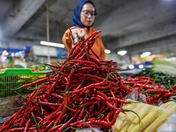 Harga Sembako Jatim Hari Ini, Cabai Keriting dan Bawang Merah Turun