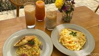 Cantik! Kafe di Dago Ini Hadirkan Nuansa ala Dalat yang Penuh Bunga