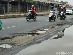 Hati-hati Lur! Ada Titik Jalan Pantura Demak Rusak Usai Banjir