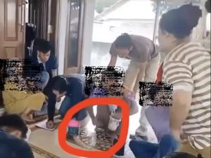 Asyik Main Kelereng, Emak-emak di Belitung Ditangkap Polisi-Jadi Tersangka Asyik Main Kelereng, Emak-emak di Belitung Ditangkap Polisi-Jadi Tersangka