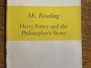 Cuan Abis! Dibeli Cuma Rp 150, Buku Harry Potter Untung Rp 204 Juta Cuan Abis! Dibeli Cuma Rp 150, Buku Harry Potter Untung Rp 204 Juta