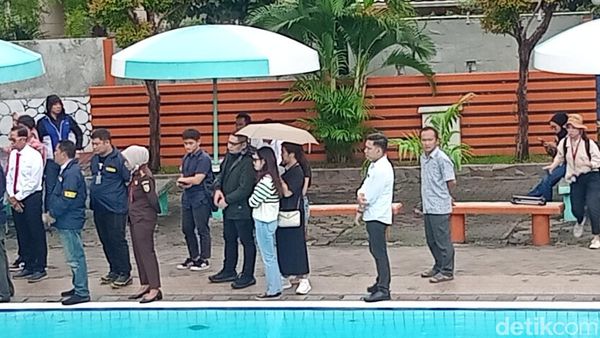 Tamara Tyasmara Tegar Lihat Rekonstruksi Kematian Dante di Kolam Renang