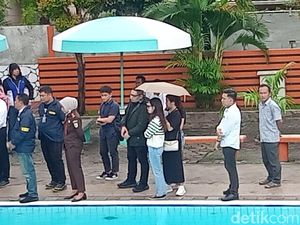 Tamara Tyasmara Tegar Lihat Rekonstruksi Kematian Dante di Kolam Renang