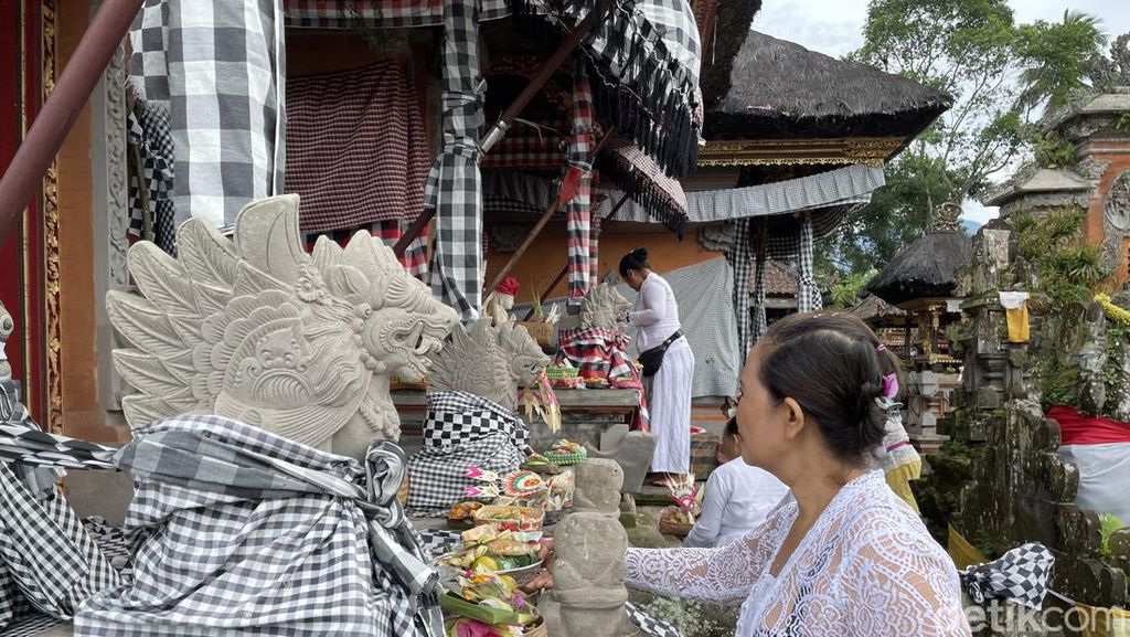 Syahdu, Suasana Perayaan Galungan di Tabanan, Bali