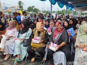 Semringah Iin, Ibu Hamil di Majalengka Saat Dapat Makan Siang Gratis