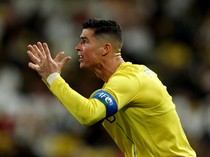 Ronaldo Buang-buang Peluang, Al Nassr pun Tumbang