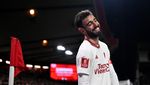 Momen Bruno Fernandes Kena Cekik Pemain Nottingham