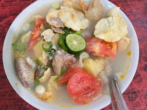 Gurih Hangat! Sop dan Soto Kaki Sapi Enak Ada di 5 Tempat Ini Gurih Hangat! Sop dan Soto Kaki Sapi Enak Ada di 5 Tempat Ini