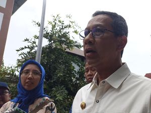 Heru Budi Tinjau Stasiun Pompa Ancol Usai Jakarta Diguyur Hujan Heru Budi Tinjau Stasiun Pompa Ancol Usai Jakarta Diguyur Hujan