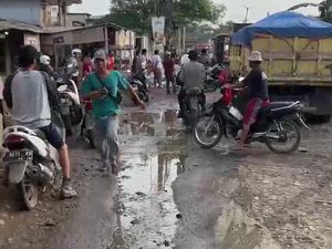 Perbaiki Jalan di Parungpanjang, Pemkab Bogor Siapkan Rp 100 M Perbaiki Jalan di Parungpanjang, Pemkab Bogor Siapkan Rp 100 M