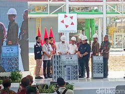 Jokowi Resmikan Pabrik Amonium Nitrat untuk Bahan Baku Pupuk di Bontang