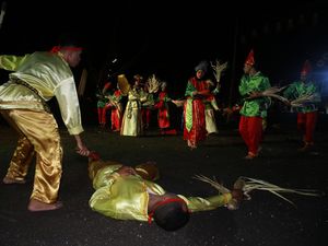 Potret Festival Gamlamo yang Mengulik Sejarah Peradaban Tua di Ternate