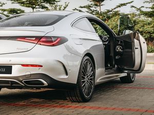 Mercedes-Benz Bombardir Indonesia dengan 10 Mobil Baru Tahun Ini Mercedes-Benz Bombardir Indonesia dengan 10 Mobil Baru Tahun Ini