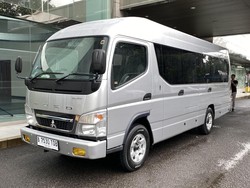 Harga Mulai Rp 500 Jutaan, Fuso Canter Bus Ditargetkan Laku Segini