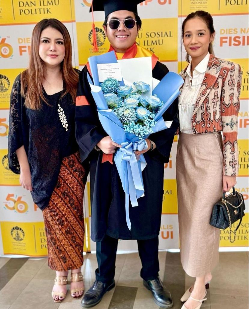 Momen Wisuda Salva Anak Wishnutama