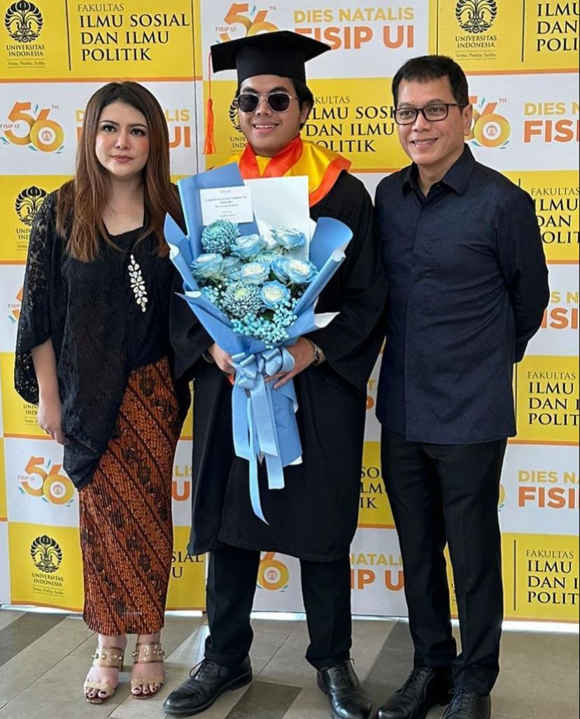 Momen Wisuda Salva Anak Wishnutama