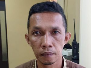Miris! Oknum Guru SMP di OKI Ternyata Cabuli Siswi di Depan Teman Korban Miris! Oknum Guru SMP di OKI Ternyata Cabuli Siswi di Depan Teman Korban