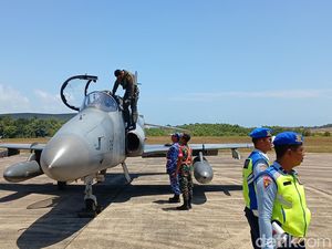 Warga Antusias Lihat Hawk hingga Hercules di Open Base Lanud Hang Nadim Warga Antusias Lihat Hawk hingga Hercules di Open Base Lanud Hang Nadim